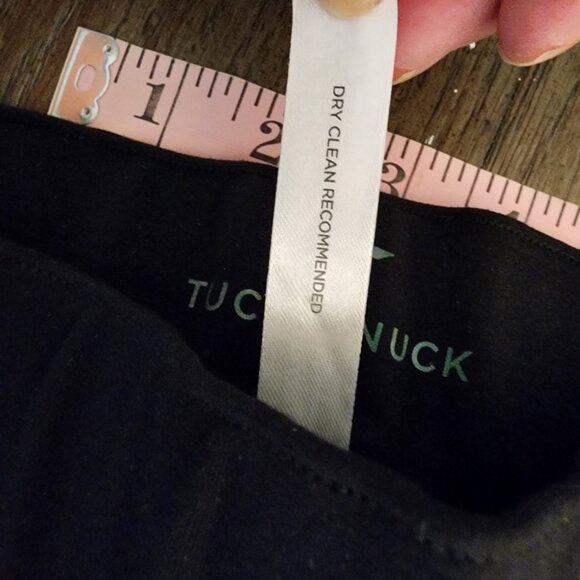 Tuckernuck Black Compression September Pant NWT Med - Picture 9 of 11